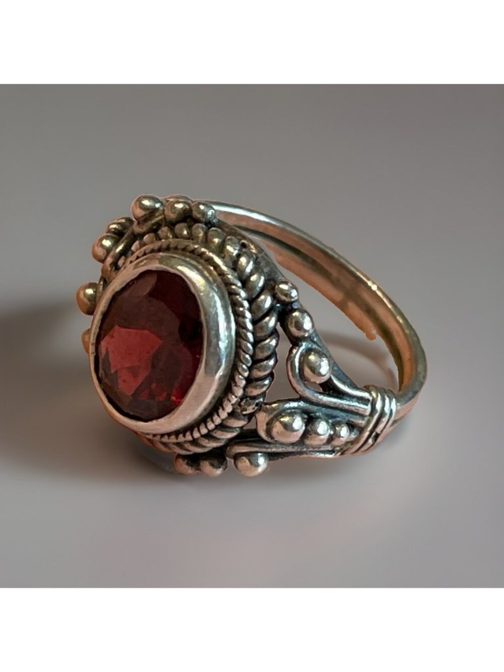 Vintage Ornate 925 Sterling Silver Ring Size 4.75 Red Garnet